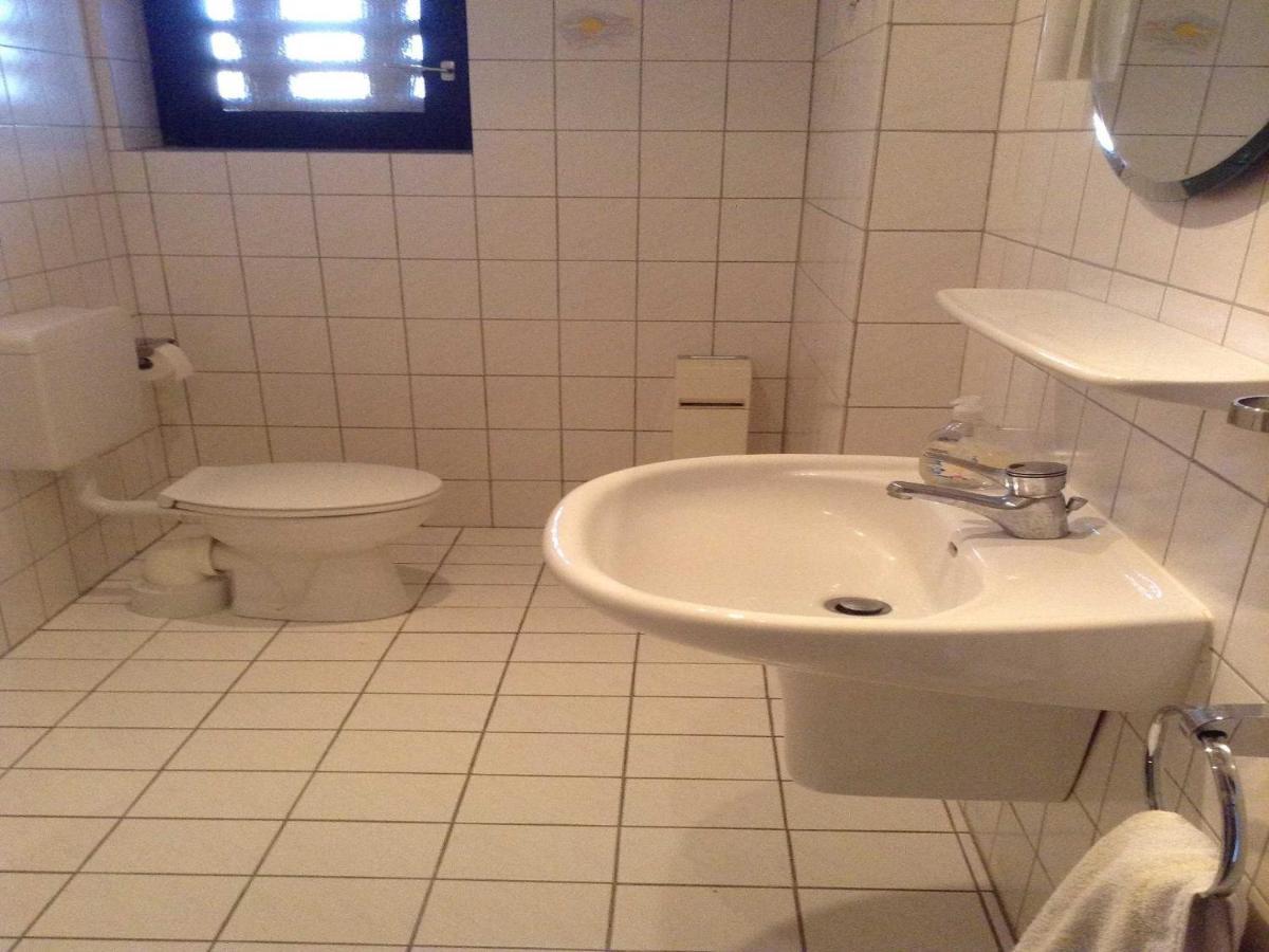 Ferienwohnungen Haus Sommerwind, 45075 Jemgum Esterno foto