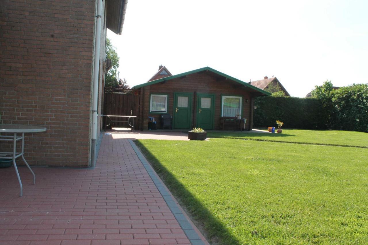 Ferienwohnungen Haus Sommerwind, 45075 Jemgum Esterno foto