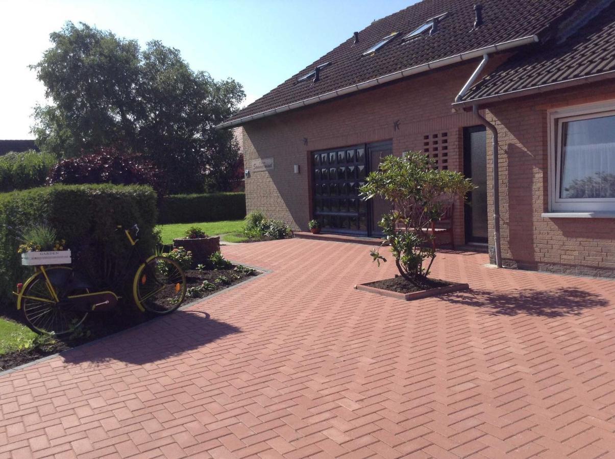 Ferienwohnungen Haus Sommerwind, 45075 Jemgum Esterno foto