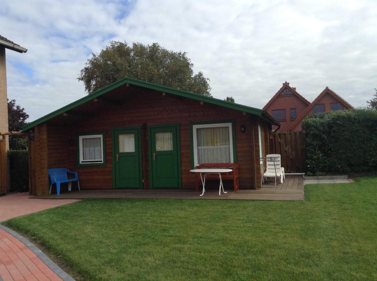 Ferienwohnungen Haus Sommerwind, 45075 Jemgum Esterno foto